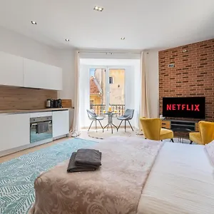 Apartment Spacieux Plafond Proche Monaco, Beausoleil