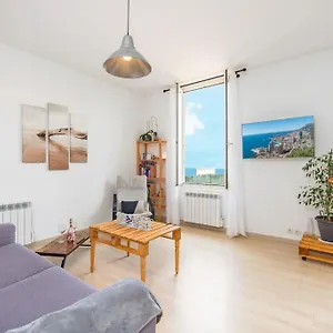 Appartement Les Lucioles, Beausoleil