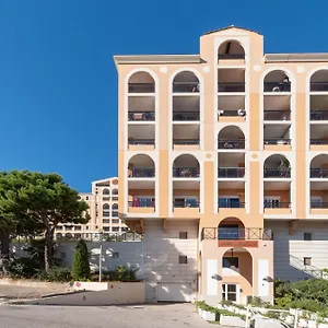 Appartement Monaco Border Luxury - Sea View - Pool, Beausoleil